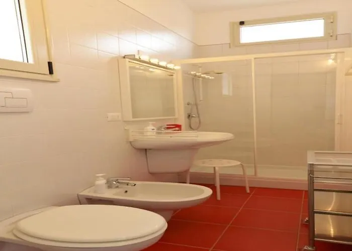 Vacation With Private Pool, Floridia