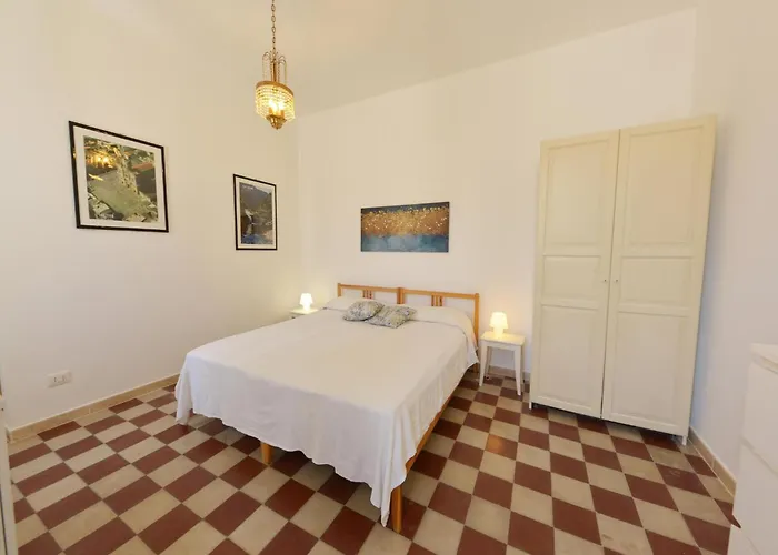 Vacation With Private Pool, Floridia